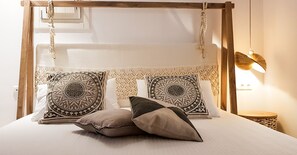 Deluxe Villa | 3 bedrooms, premium bedding, desk, soundproofing - Gaia (Naxos)