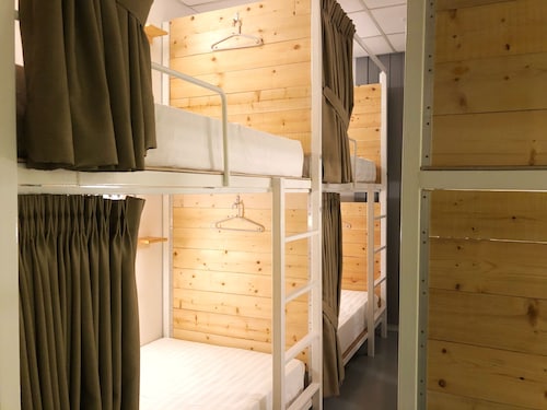 コージー ホステル