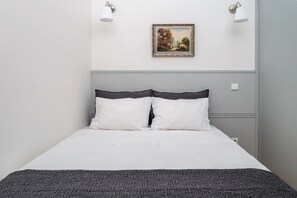 1 bedroom, desk, iron/ironing board, free WiFi
