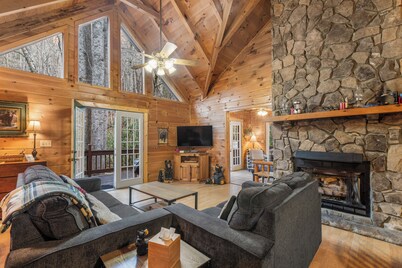 A Mountain Paradise on Collett Creek in Andrews, NC