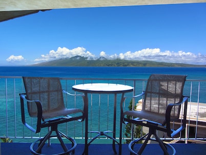 The Best Ocean View Studio Condo at the Royal Kahana Oceanfront Resort. With A/C