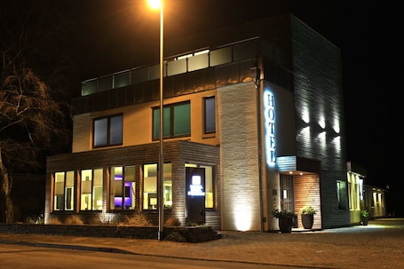 Front of property - evening/night