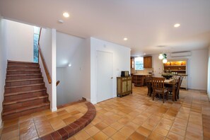 Grand Villa with Private Pool | Dining room - Thea Villas Complex (Apokoronas)