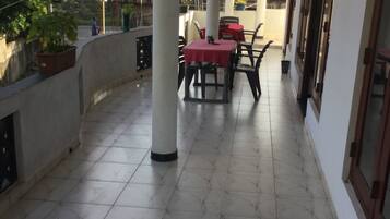 Double Room, Balcony, City View | Terrace/patio