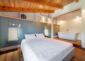 Executive Suite | Premium bedding, in-room safe, desk, soundproofing - Allure Central Boutique Hotel (Lefkada)