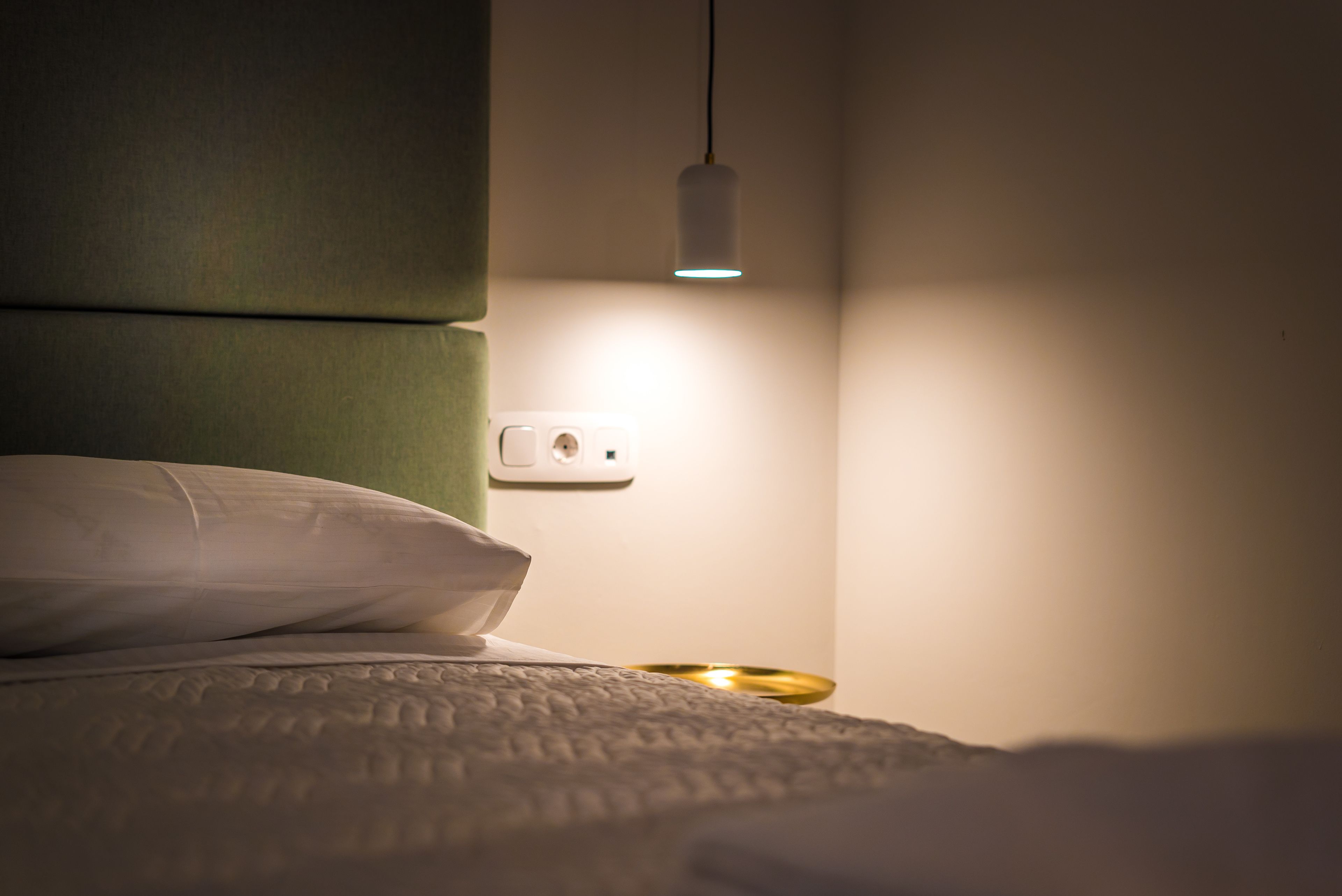 premium bedding, in-room safe, desk, soundproofing