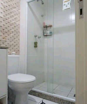 Premium Apartment, 2 Bedrooms, Mountain View | Bathroom