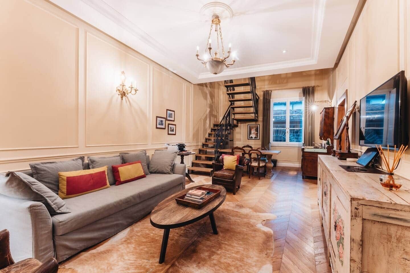 Televisión, videojuegos y libros 