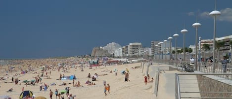 Vlak bij het strand