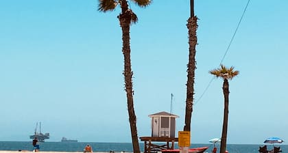 BEST LOCATION BEST HOUSE OLD TOWN BEACH HOUSE 1 MIN WALK TO SAND FAMILY FUN🏝️🌈 🌊