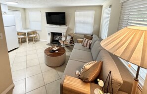 Smart TV, lettore DVD, impianto stereo