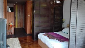 Unclassified image, 3 of 43, button - D&A Massage Apartments (Bangkok)