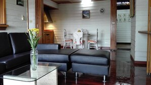 Unclassified image, 2 of 43, button - D&A Massage Apartments (Bangkok)
