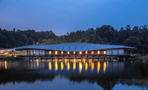 Ảnh chưa phân loại, 3 trong số 132 ảnh, nút