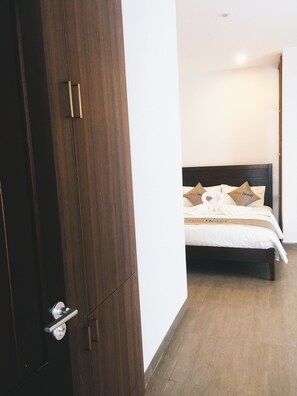 Family Room | 1 bedroom, premium bedding, soundproofing, free WiFi - Kha Hotel - Hostel (Hue)