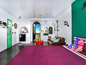 Standard Double Room (charges NTD500 for kids above 6) | Individually decorated, soundproofing, free WiFi, bed sheets