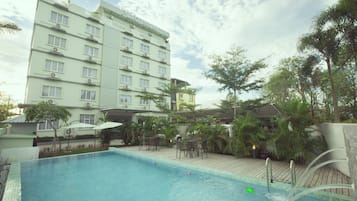 Outdoor pool