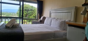 Classic Room, Ensuite | Balcony view