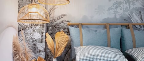 Chambre Signature double, 1 grand lit | 1 chambre, fer et planche Ă repasser, accĂšs au Wi-Fi (inclus)