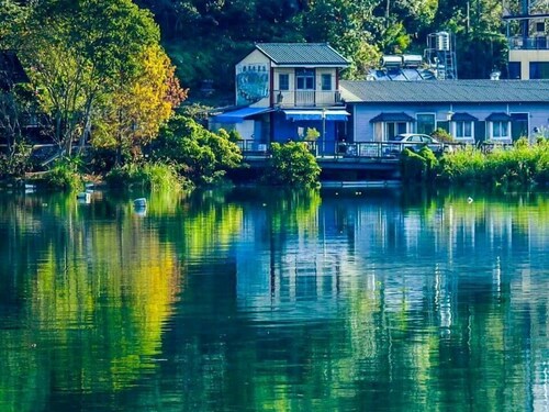 Sun Moon Lake FRIDAY Inn Guest House