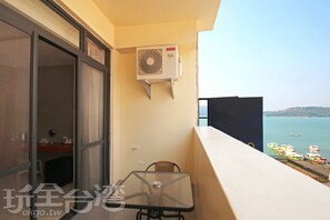 Deluxe-Vierbettzimmer | Blick vom Balkon