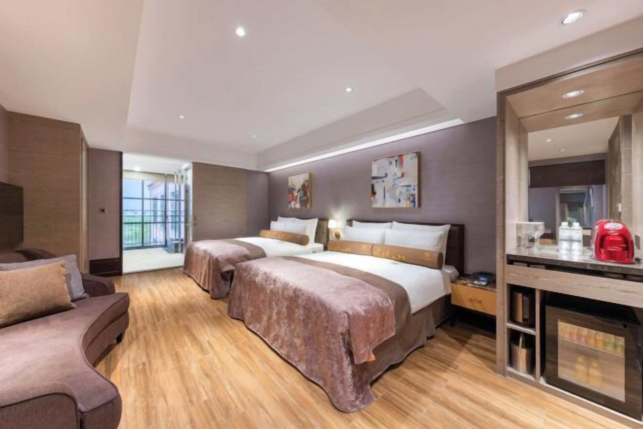 Sengetøy av topp kvalitet, dundyner og senger med overmadrass