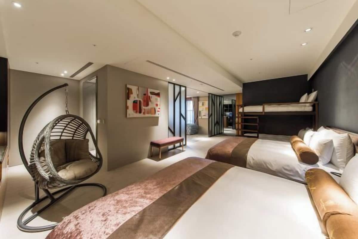 Premium bedding, down duvets, pillow-top beds, free minibar