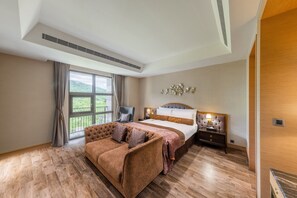 Suite Deluxe (Castle) | Ropa de cama de alta calidad, edredón y camas con pillow-top 