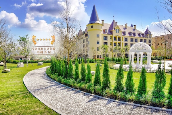 Mặt tiền nơi lưu trú