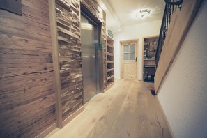 Interior - Hotel Bellevue (Bad Wiessee)