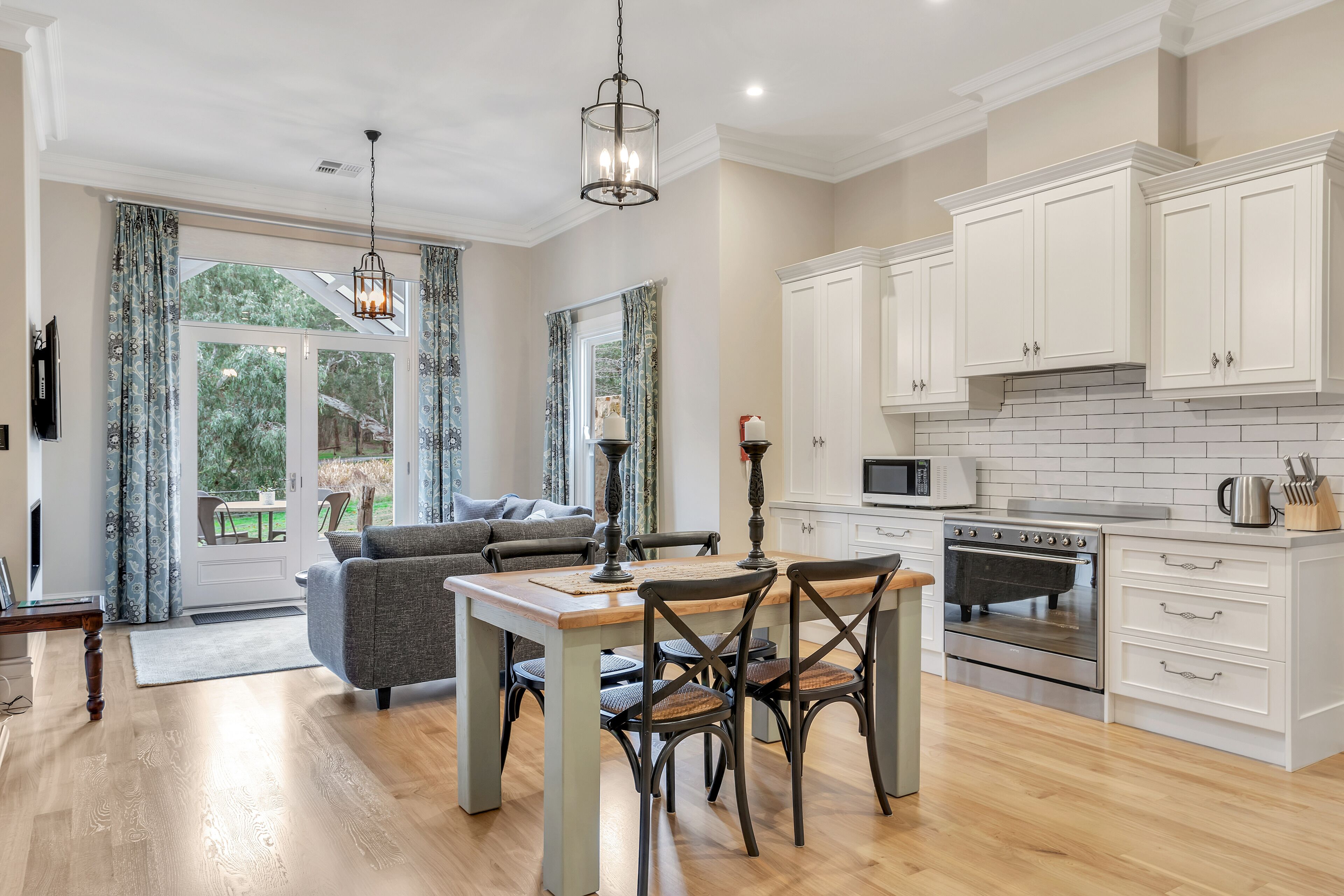 Literie de qualité supérieure, décoration personnalisée