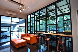 Sala de estar en el lobby