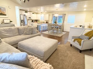 Smart TV, DVD player, offices