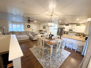 Smart TV, DVD player, offices