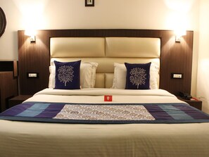 Double or Twin Room | Bed sheets - OYO 13839 Hotel Narula (Dehradun)