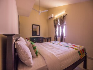 Double or Twin Room | 3 bedrooms - OYO 11424 Home Elegant 3BHK Villa Near Dona Paula Beach (Panaji)