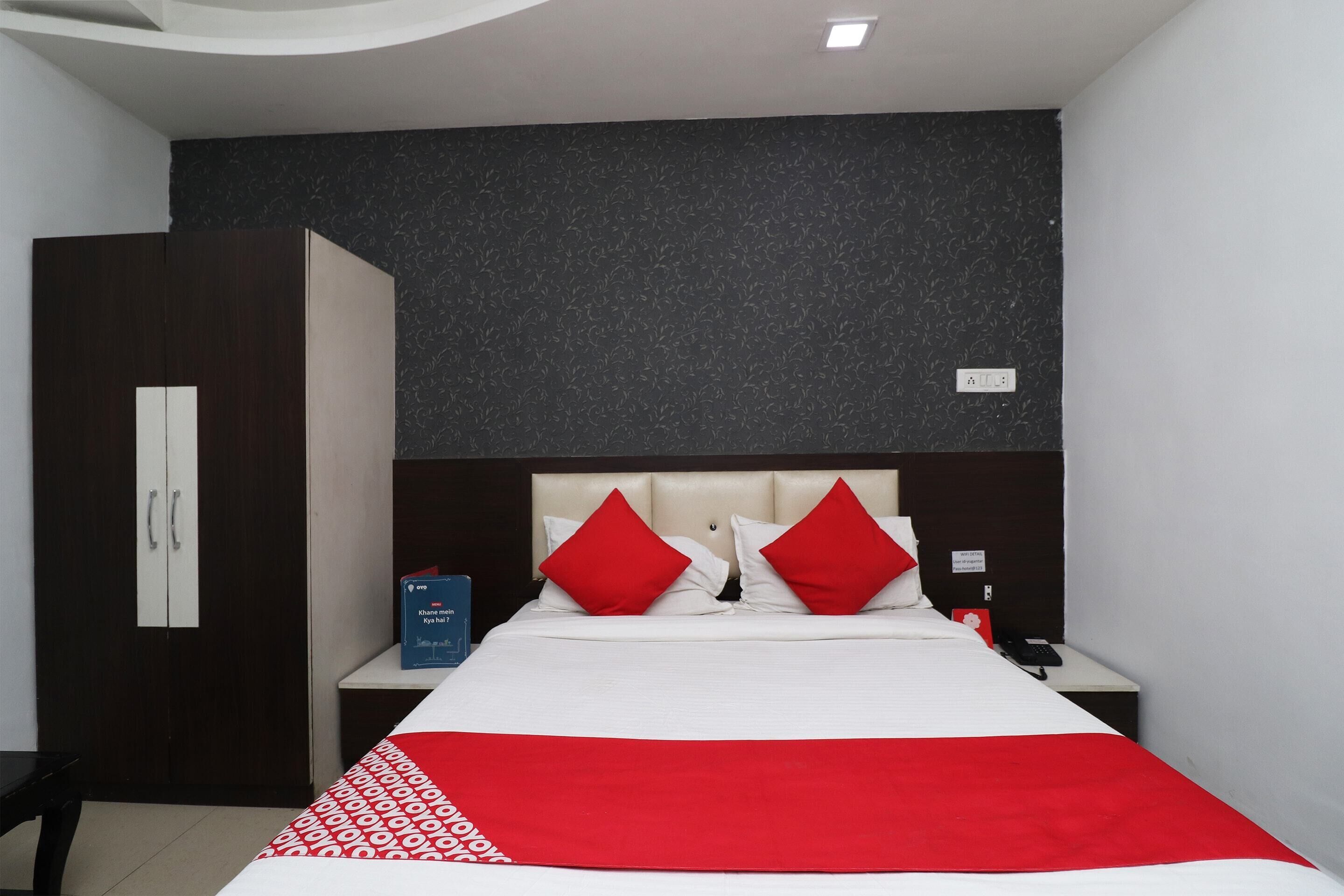 Double or Twin Room | Free WiFi, bed sheets