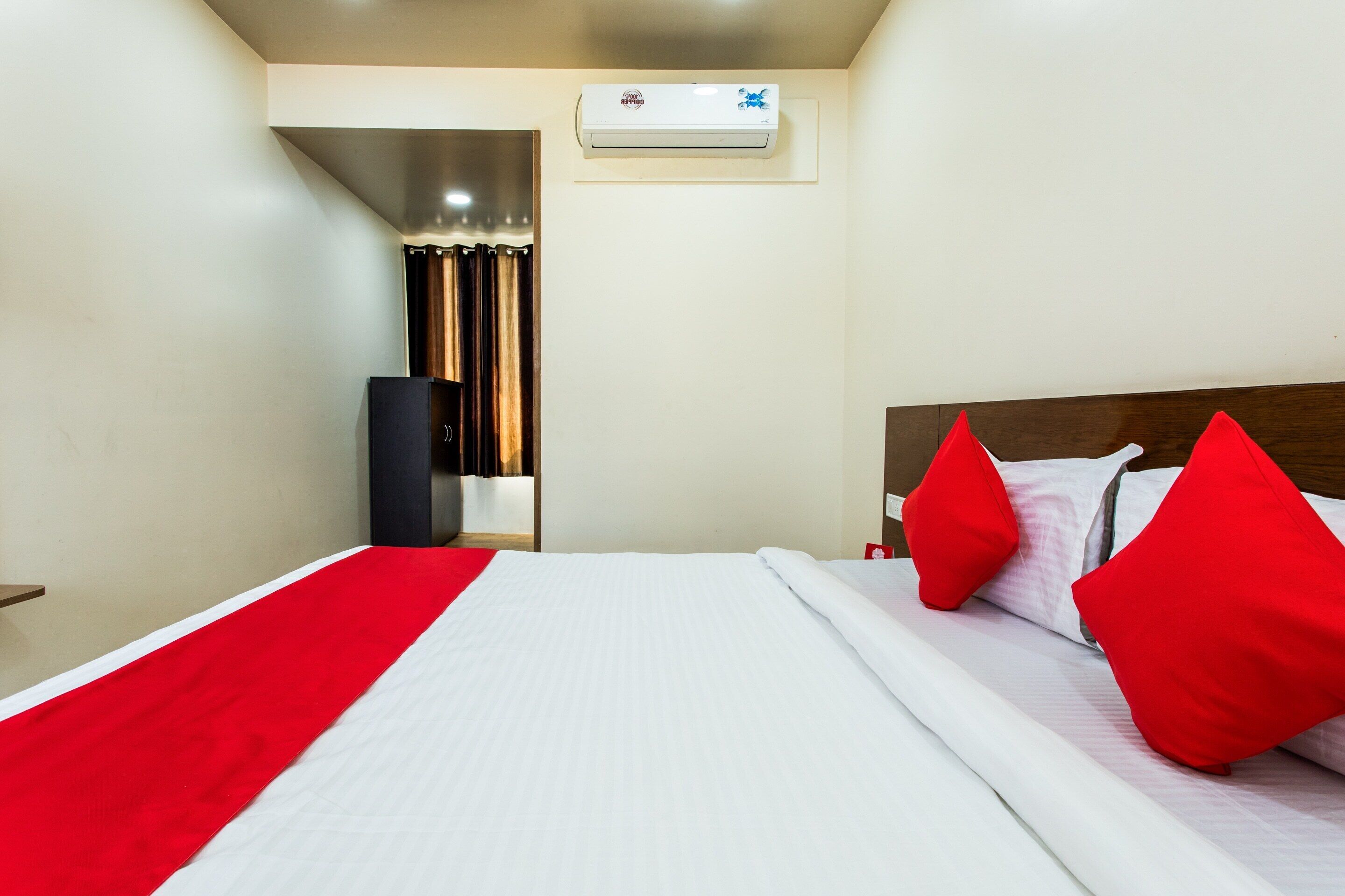 Double or Twin Room | Free WiFi, bed sheets