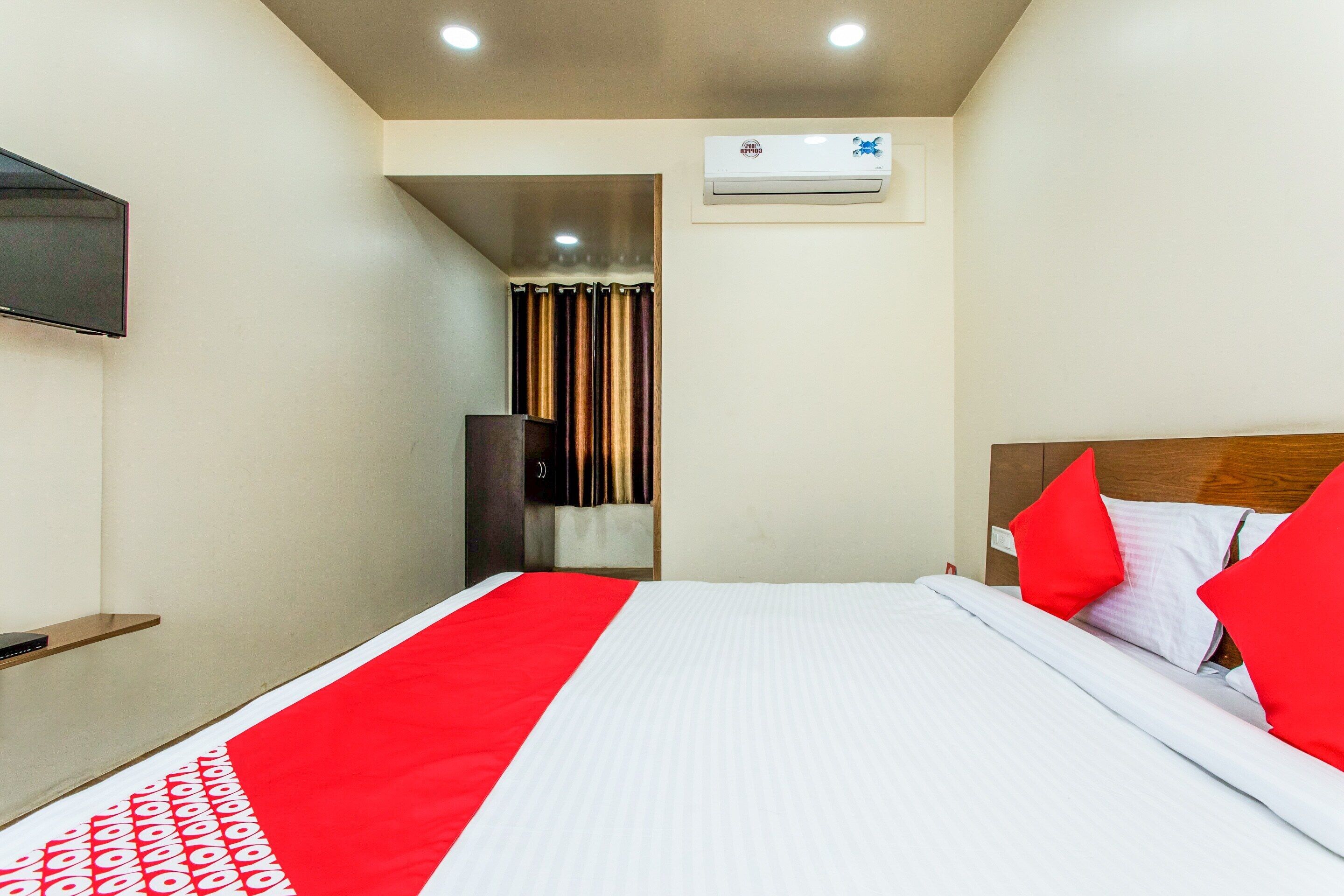 double or twin room | free wifi, bed sheets