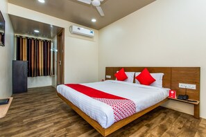 Double or Twin Room | Free WiFi, bed sheets