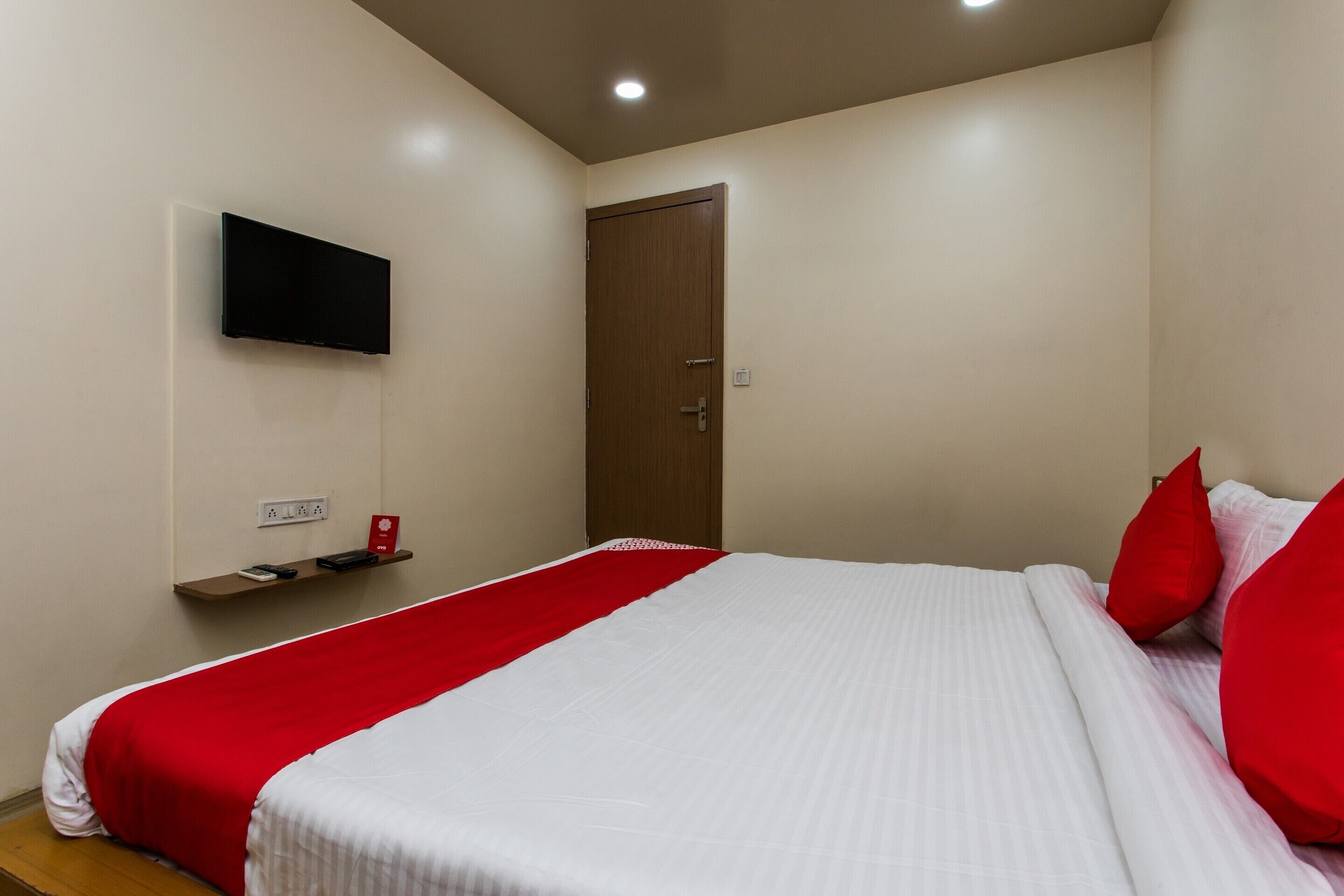 double or twin room | free wifi, bed sheets