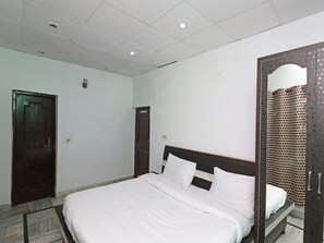 Double or Twin Room | 3 bedrooms - OYO 12828 Home Mountain Glory Homestay (Dehradun)