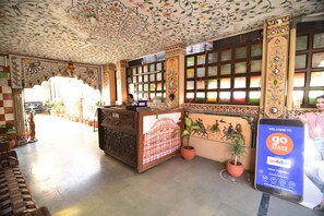 Reception - Hotel Vaishnavi (Jaipur)