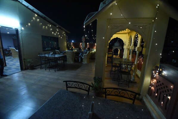 Restaurant - Hotel Vaishnavi (Jaipur)