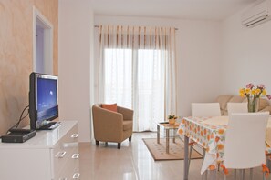 Flat-screen TV - Apartments And Rooms Camaiore (Rovinj)
