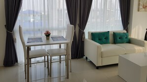 Unclassified image, 3 of 27, button - City Center Residence 1BR Pool View B705 (Pattaya)