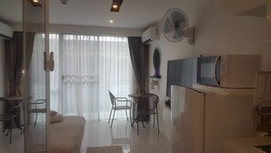 Studio | Room amenity - City Center Residence by Pattaya Holiday (Pattaya)