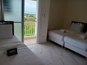 1 bedroom, premium bedding, minibar, free WiFi - Centtro Residences (Los Banos)