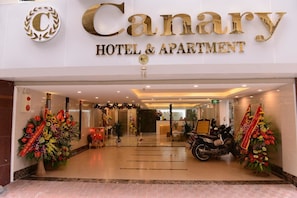 Exterior - Canary Hotel & Apartment (Hanoi)