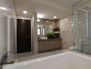 Bathroom - Michelle Hotel (Yuanlin)